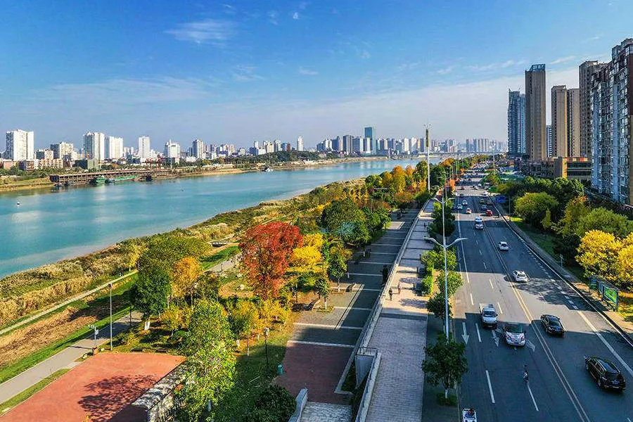 湘江風(fēng)光帶（湘江一橋-鳳嘴路口）清掃保潔服務(wù)項(xiàng)目